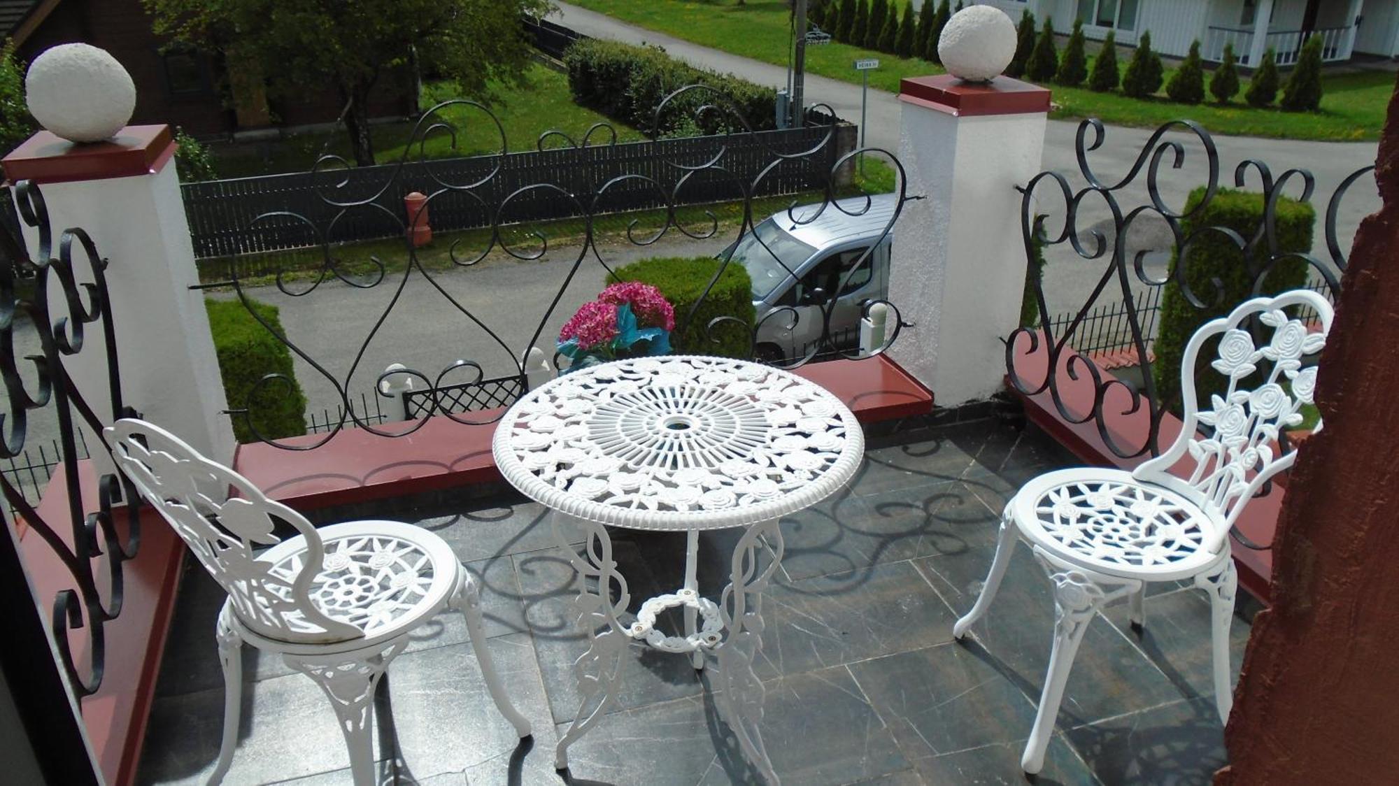 Hotel Getliin Saku Экстерьер фото